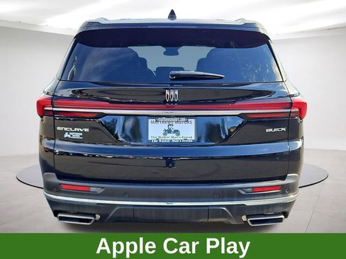 Used 2025 Buick Enclave Preferred w/ Power Package image 6