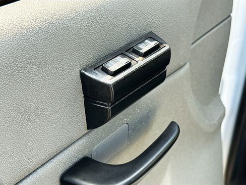 Used 2010 Chevrolet Silverado 1500 W/T RWD image 7