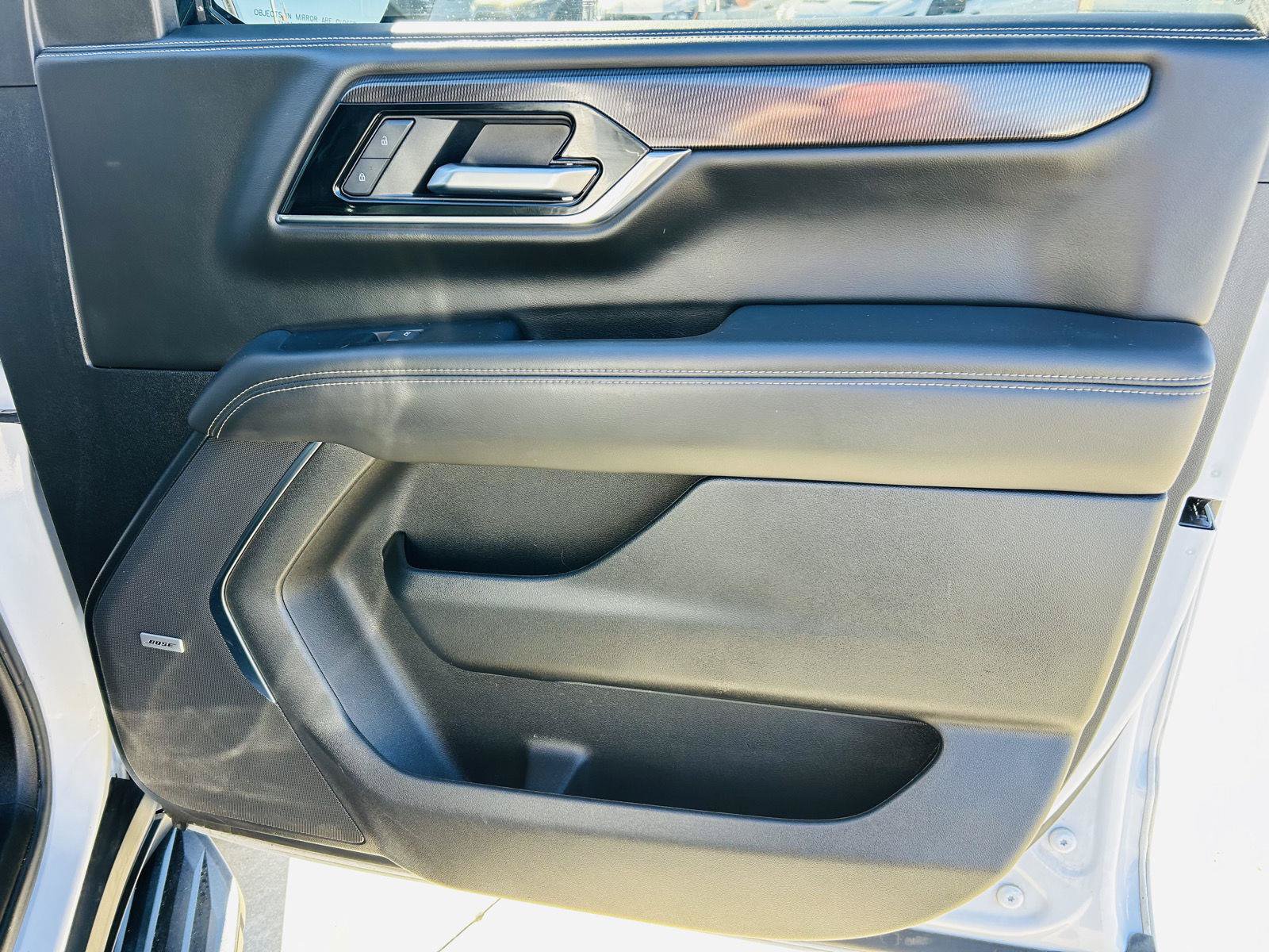 Used 2025 GMC Yukon Elevation AWD/4WD image 40
