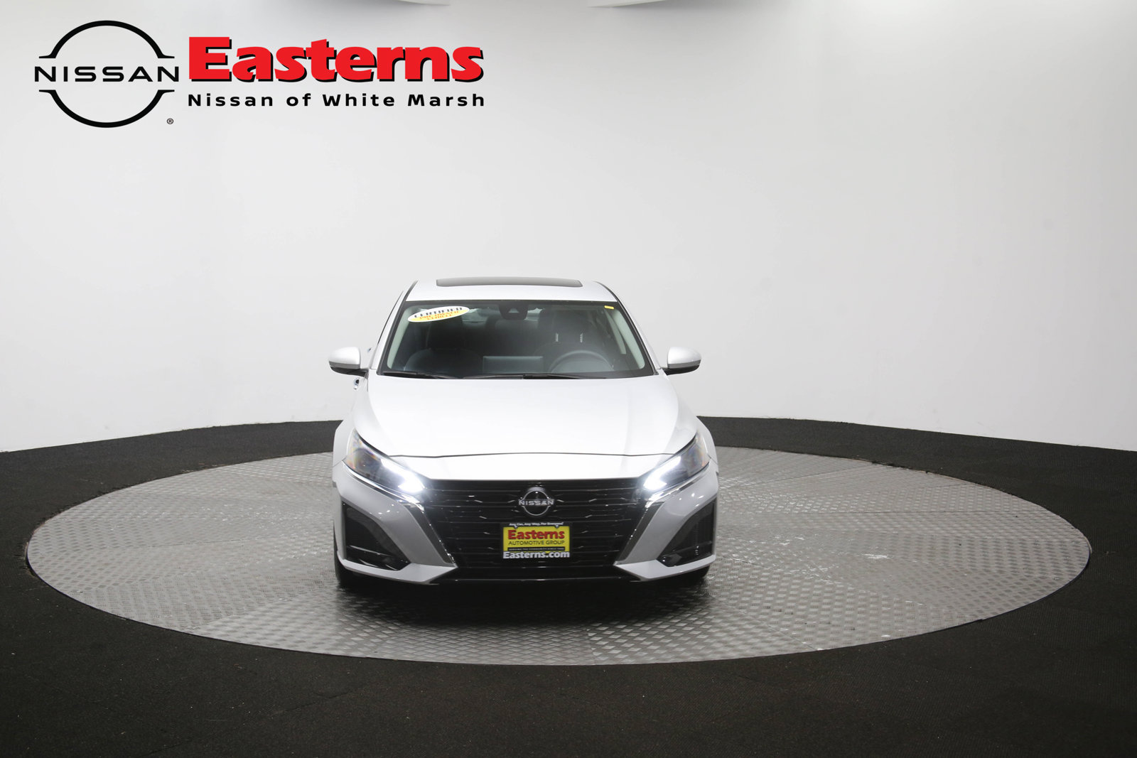 Used 2024 Nissan Altima 2.5 SV w/ SV Premium Package FWD image 52