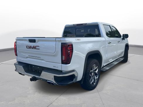Used 2022 GMC Sierra 1500 SLT w/ SLT Premium Plus Package AWD/4WD image 6