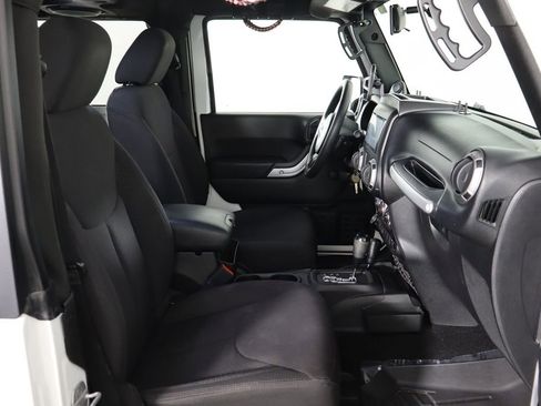 Used 2013 Jeep Wrangler Sport AWD/4WD image 18