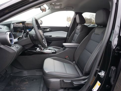 New 2026 Chevrolet Trax LT image 10