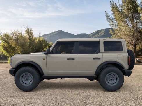 New 2025 Ford Bronco Badlands w/ Sasquatch Package image 3