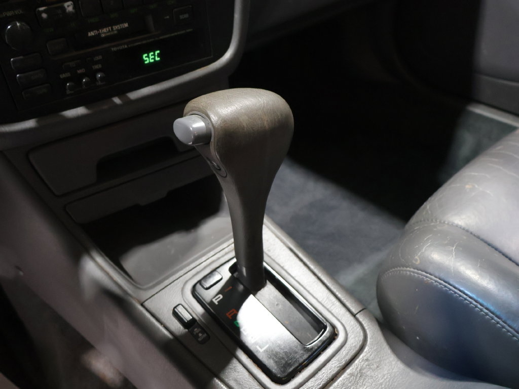 Used 1994 Toyota Camry XLE FWD image 26