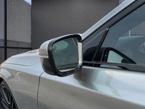 Used 2022 BMW 750i xDrive image 18