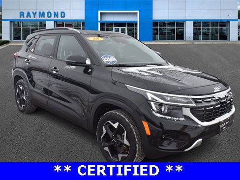 Certified 2025 Kia Seltos S image 1