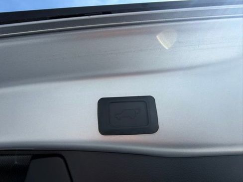 Certified 2023 Toyota RAV4 XLE w/ Convenience Package image 28