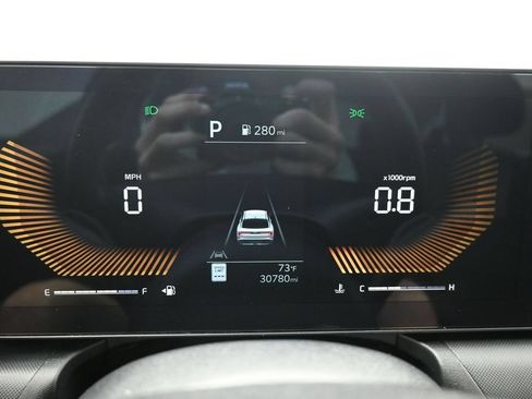 Used 2025 Kia K4 FWD image 11