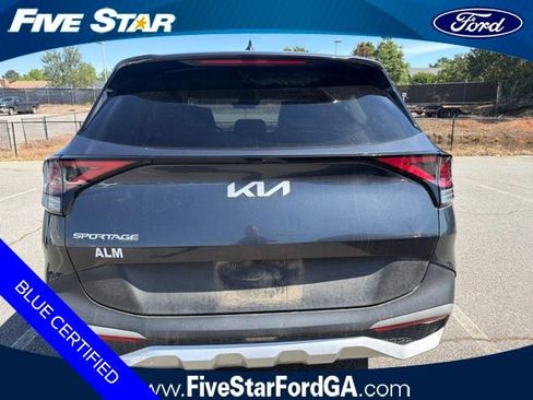 Used 2024 Kia Sportage EX FWD image 4
