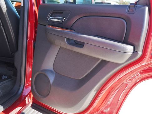 Used 2013 Chevrolet Tahoe LT image 20