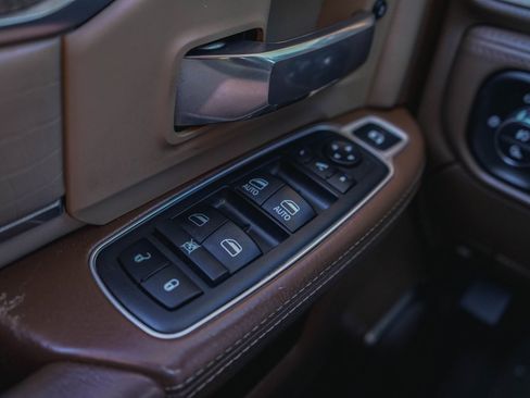 Used 2019 RAM 3500 Limited image 23