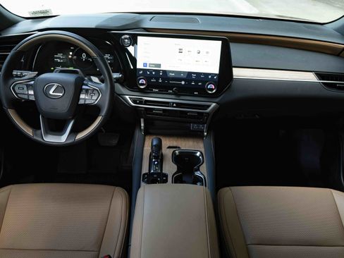 Used 2025 Lexus RX 350h w/ Convenience Package AWD/4WD image 26