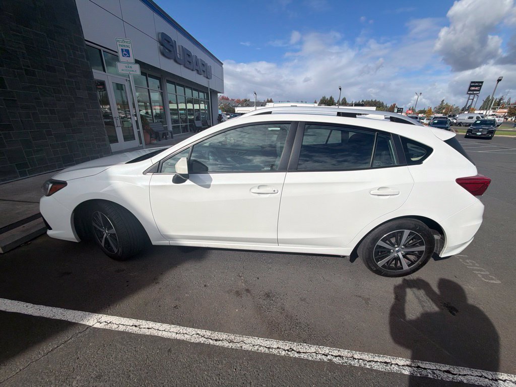 Used 2022 Subaru Impreza 2.0i Premium w/ Popular Package #3 AWD/4WD image 6