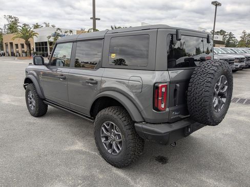 New 2025 Ford Bronco Badlands image 7