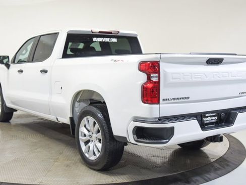 Used 2023 Chevrolet Silverado 1500 Custom AWD/4WD image 12