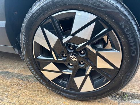 Used 2025 Hyundai Kona SEL image 31