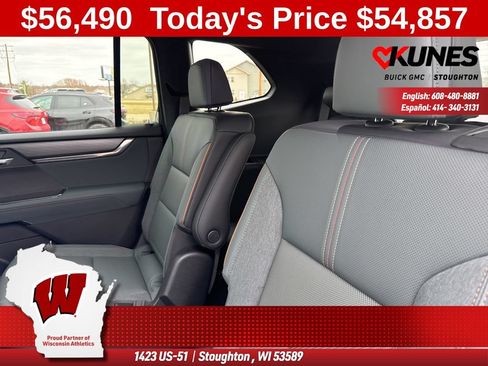 New 2026 GMC Acadia AT4 w/ Luxury Package AWD/4WD image 39