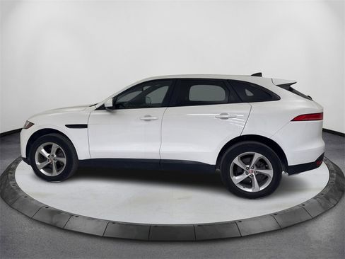 Used 2020 Jaguar F-PACE Premium image 8