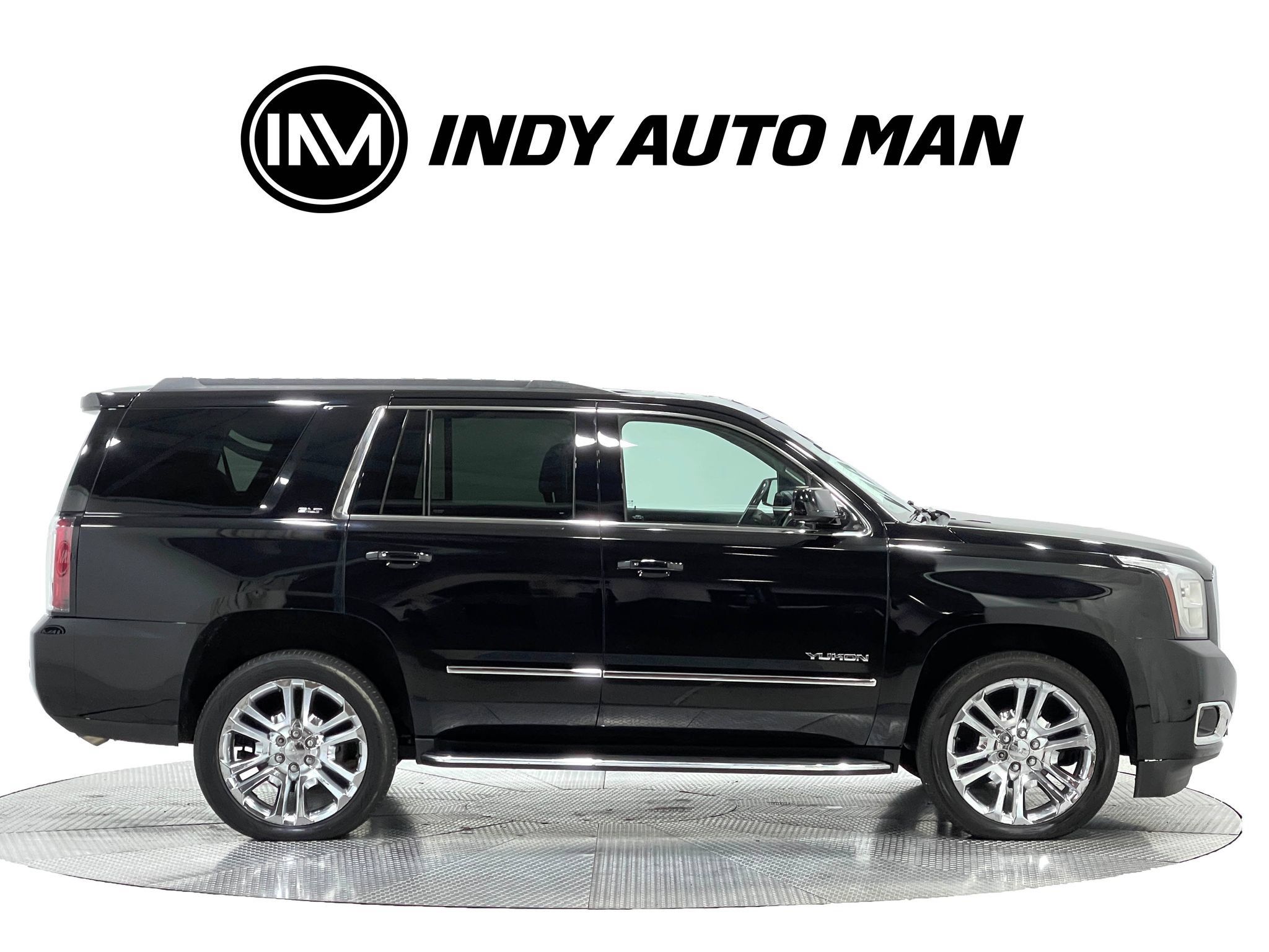 Used 2019 GMC Yukon SLT w/ Premium Edition AWD/4WD image 3