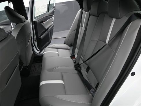 New 2026 Toyota Camry SE image 12