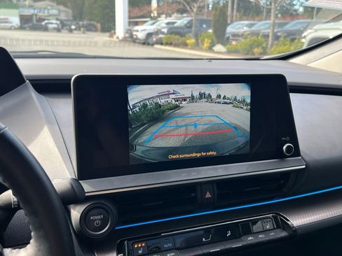 Used 2024 Toyota Prius XLE image 25