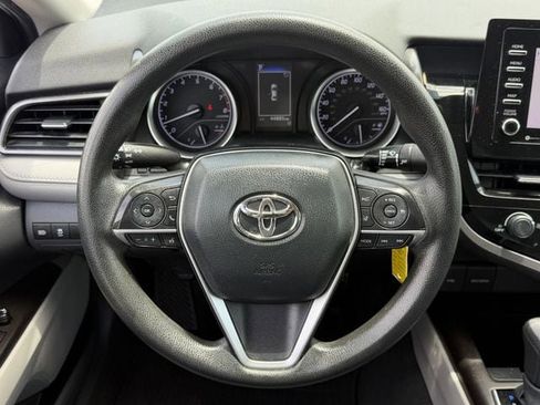Used 2021 Toyota Camry LE FWD image 13