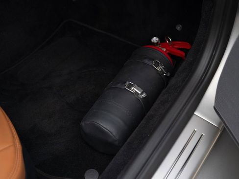 Certified 2019 Ferrari Portofino RWD image 65