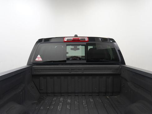 Used 2018 Chevrolet Colorado LT image 13