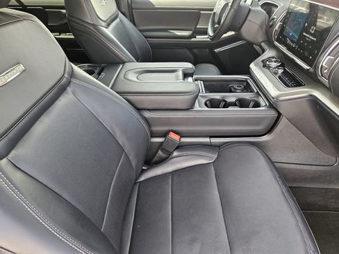 Used 2025 Ford Expedition Max Platinum AWD/4WD image 15