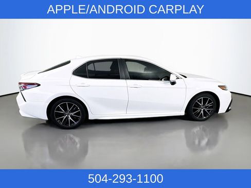 Used 2023 Toyota Camry SE FWD image 6