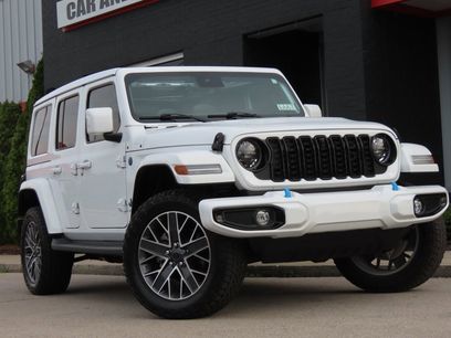 Used 2024 Jeep Wrangler High Altitude