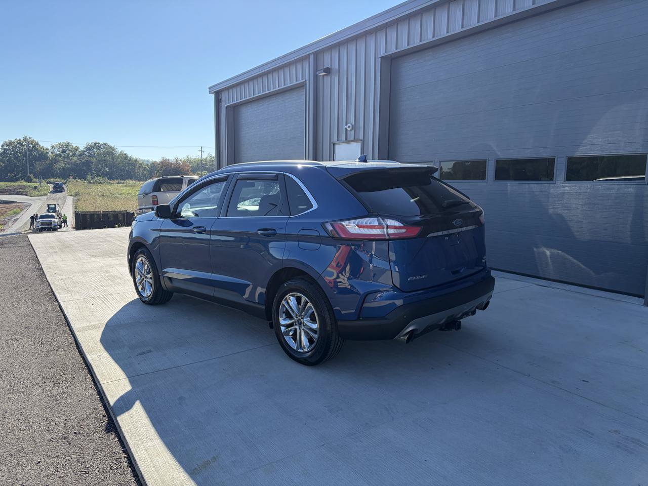 Used 2020 Ford Edge SEL w/ Convenience Package FWD image 3