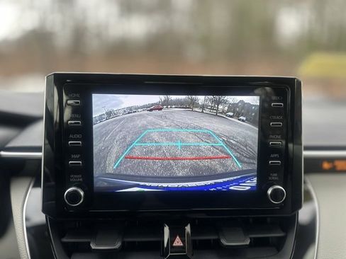 Used 2020 Toyota Corolla LE image 10