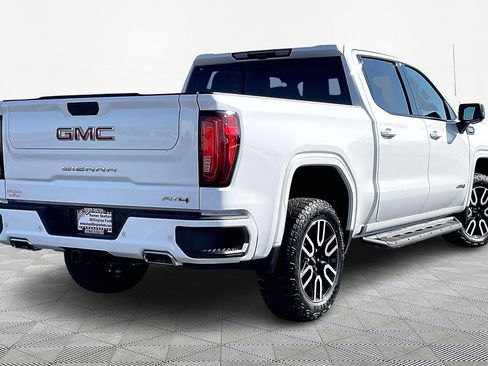 Used 2023 GMC Sierra 1500 AT4 w/ AT4 Premium Package image 11