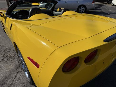 Used 2008 Chevrolet Corvette Convertible RWD image 8