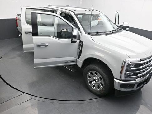 New 2026 Ford F250 Lariat w/ Lariat Ultimate Package image 36