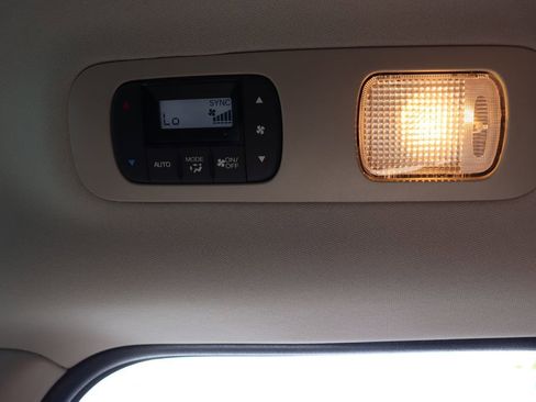 Used 2026 Honda Odyssey EX-L image 16