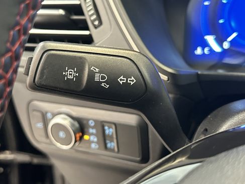 Used 2022 Ford Escape SEL w/ SEL Stealth AWD Package image 37