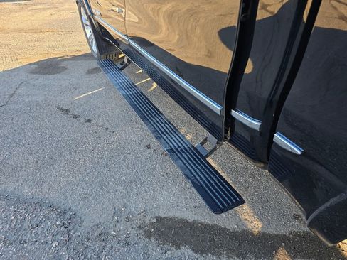 Used 2023 RAM 1500 Limited AWD/4WD image 13