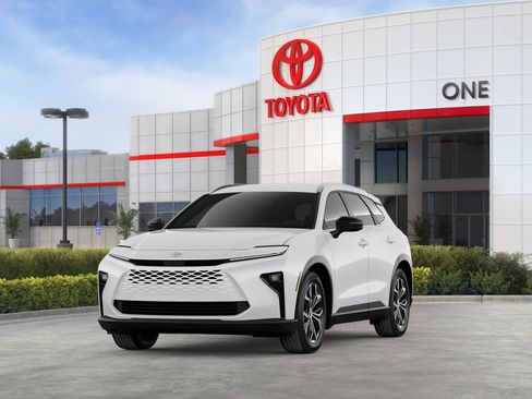 New 2026 Toyota Crown Signia AWD/4WD image 32
