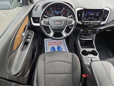 Used 2021 GMC Terrain SLE w/ Driver Convenience Package FWD image 11