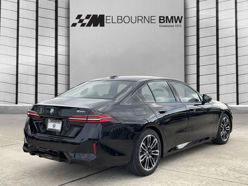 New 2026 BMW 530i 530i w/ M Sport Package image 4