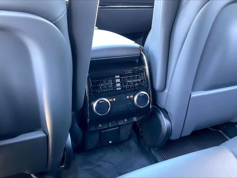 New 2026 Land Rover Range Rover Sport Dynamic SE image 16