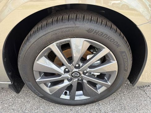 New 2026 Nissan Sentra SL w/ Floor Mat Package FWD image 14