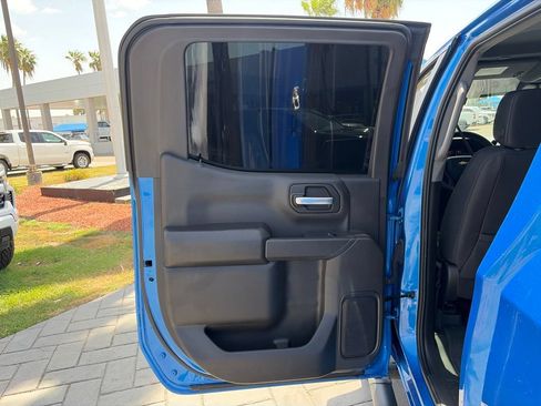Used 2026 Chevrolet Silverado 1500 Custom w/ Turbomax Blackout Package RWD image 15