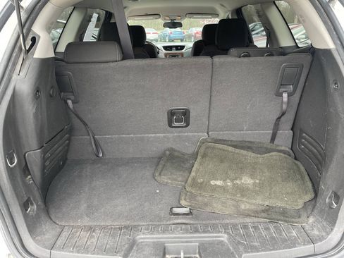 Used 2014 Chevrolet Traverse LT AWD/4WD image 15