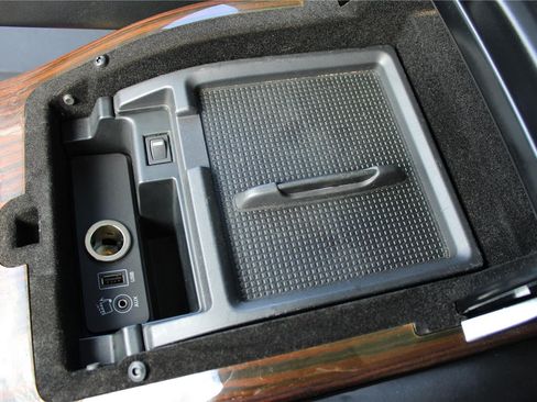 Used 2014 Land Rover Range Rover HSE AWD/4WD image 36
