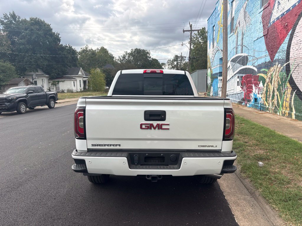 Used 2017 GMC Sierra 1500 Denali w/ Denali Ultimate Package AWD/4WD image 7