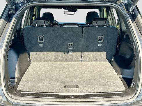 Used 2024 Jeep Grand Cherokee Altitude image 25